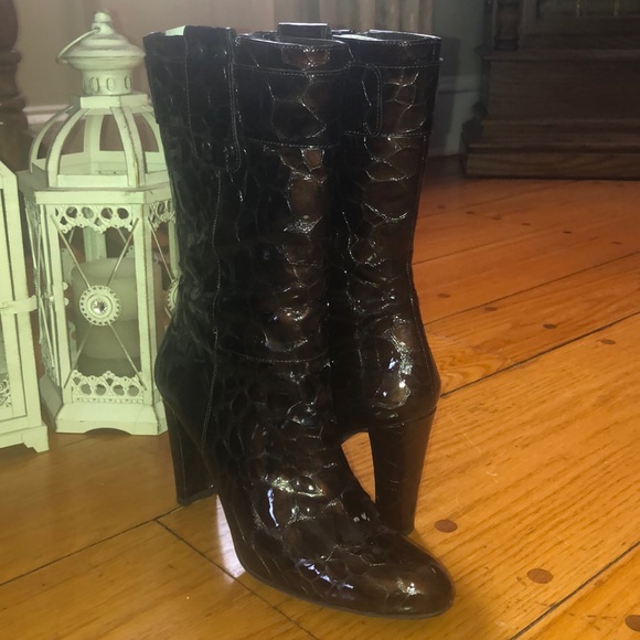 Boots - Picture 5 of 8